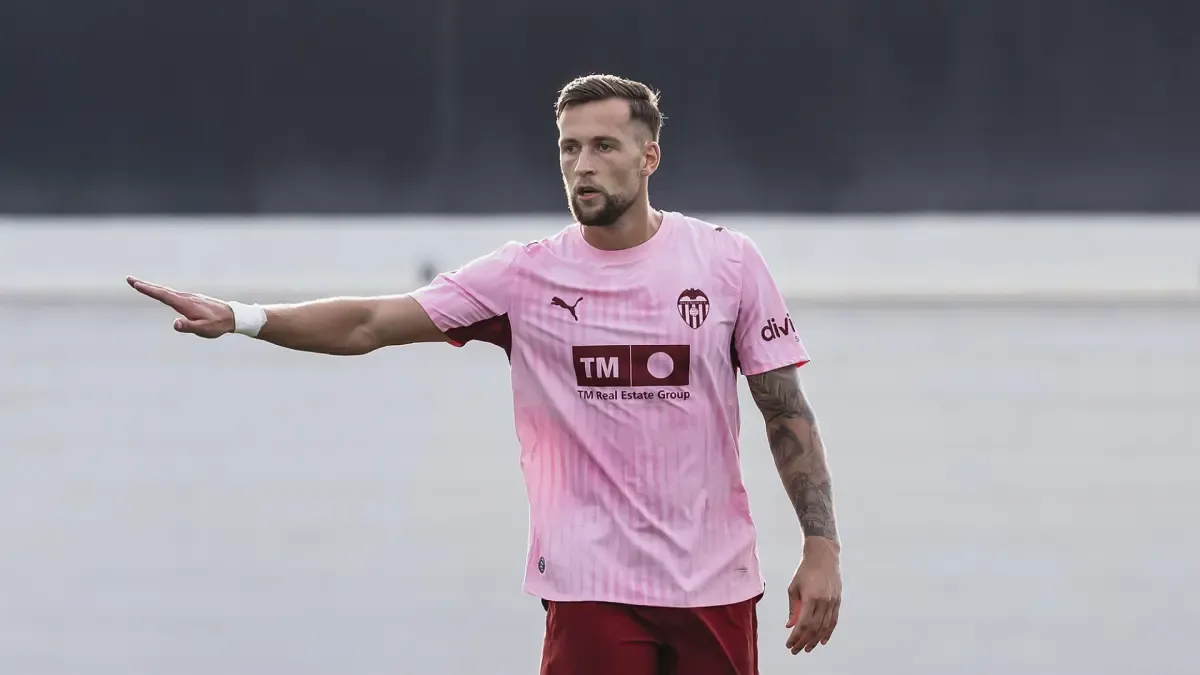 Justin De Haas sufre esguince de tobillo y será baja un mes en el Valencia
