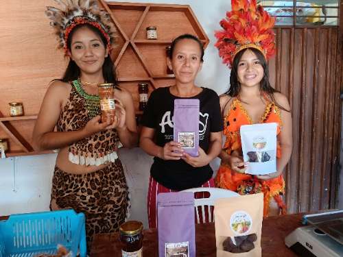 Sachavaca transforma cacao, café, plátano y yuca en productos que ya llegan a Lima