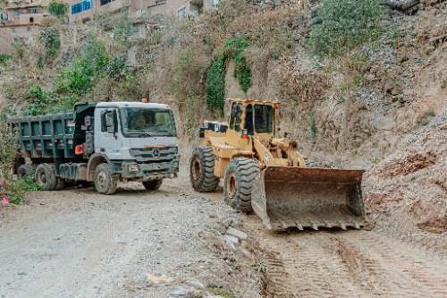 Municipalidad inicia descolmatación de tres kilómetros de la quebrada Las Moras