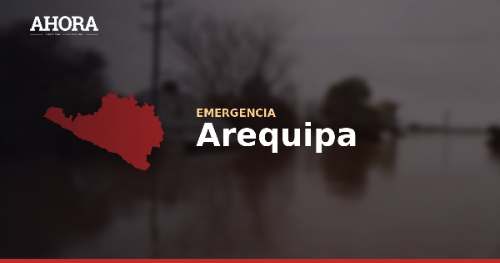 Arequipa: nuevos deslizamientos en tramo Ocoña-Atico mantienen bloqueada la Panamericana Sur