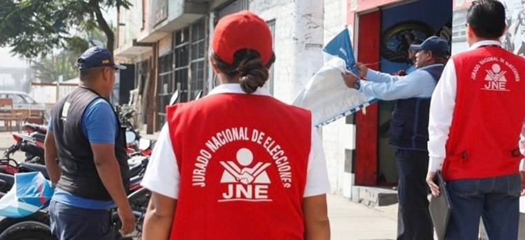 JEE pide retirar propaganda electoral colocada en postes de Huánuco