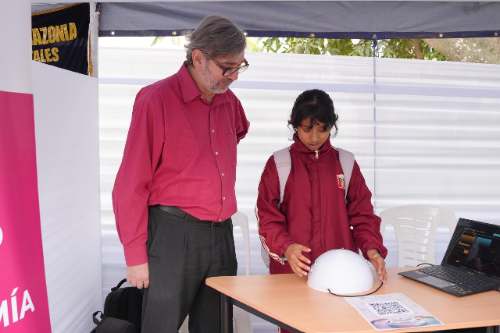UNDAR lleva al Open Day WayraSynth, un prototipo que transforma gestos en música