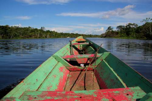 Ucayali: destruyen cuatro balsas usadas para minería ilegal en río Bajo Aguaytía