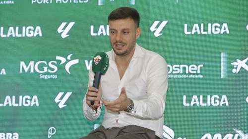 Anselmi: 'Cuando haya una camiseta del Barça, que haya muchas del Elche'