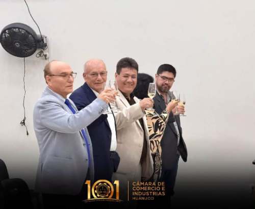 Cámara de Comercio distingue a Manolo Fernández y José Goycochea por su trayectoria científica