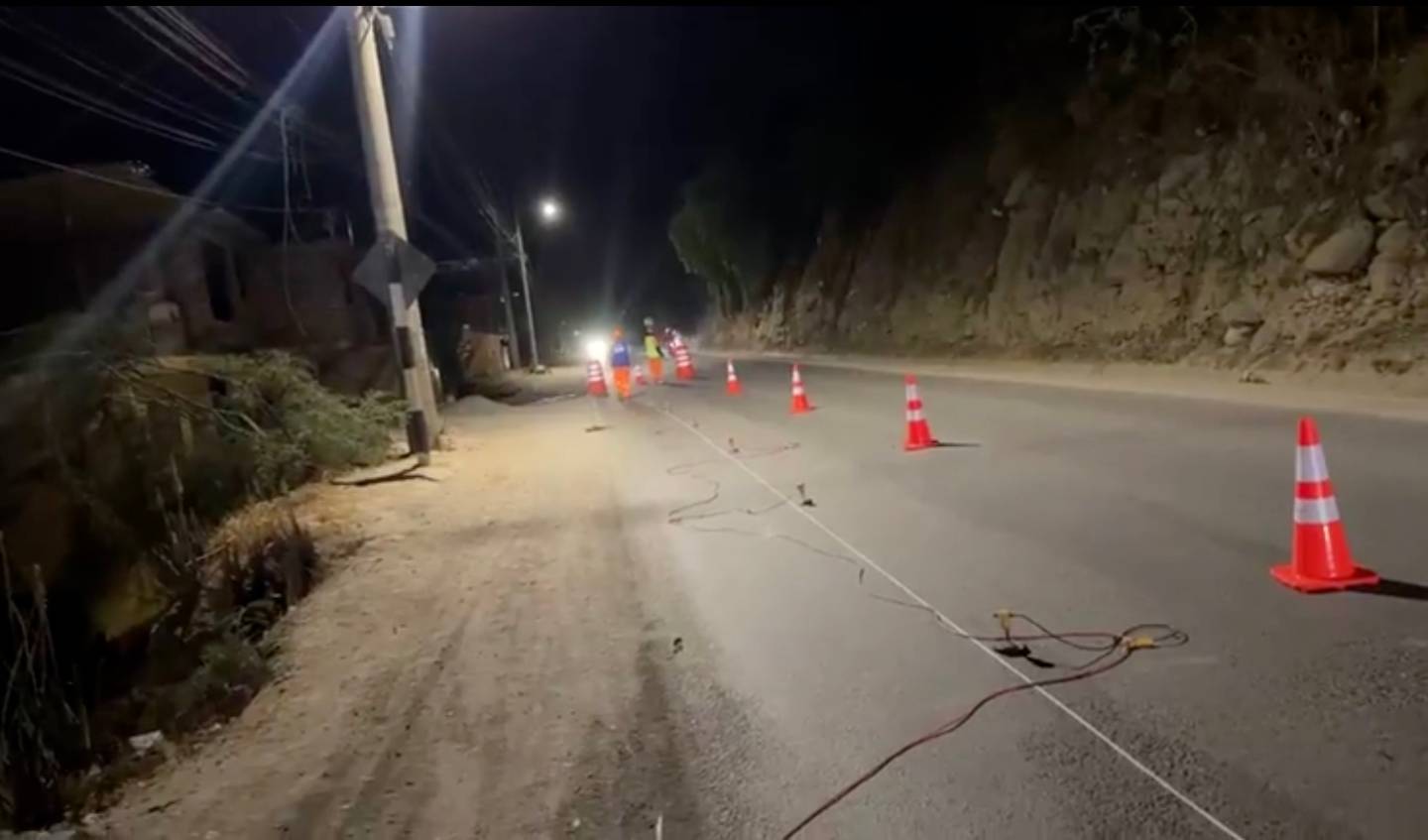 Estudios geofísicos avanzan en 12 kilómetros de vía cuatro carriles