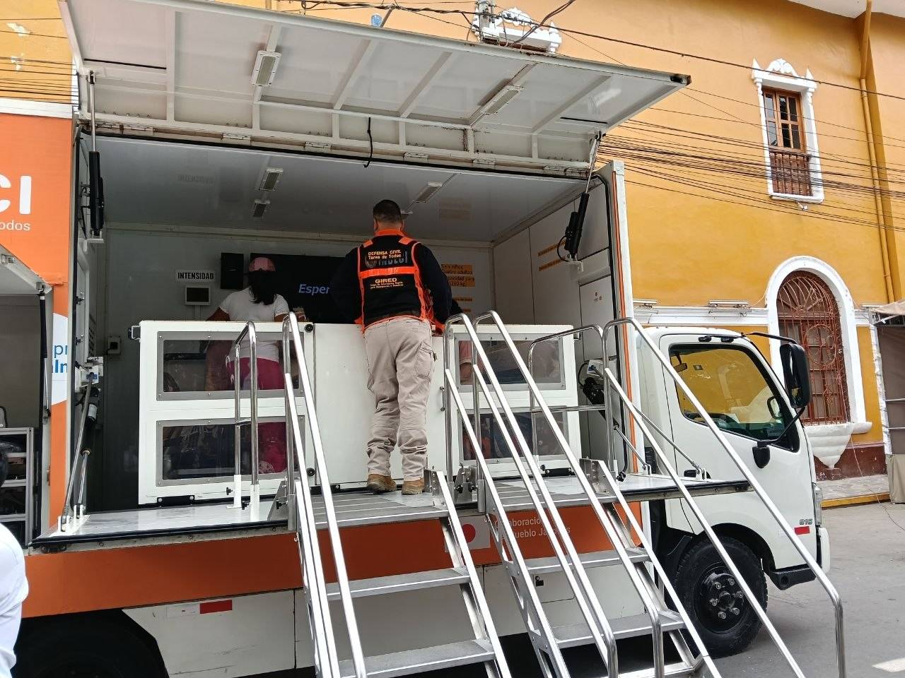 Simulador sísmico recreó en Huánuco el terremoto de Kobe de magnitud 7.3