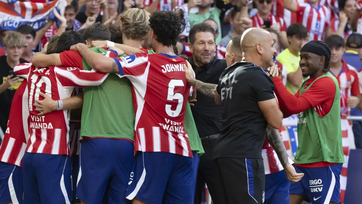 Atlético 2-1 Real Madrid: ambiente de derbi y críticas al arbitraje