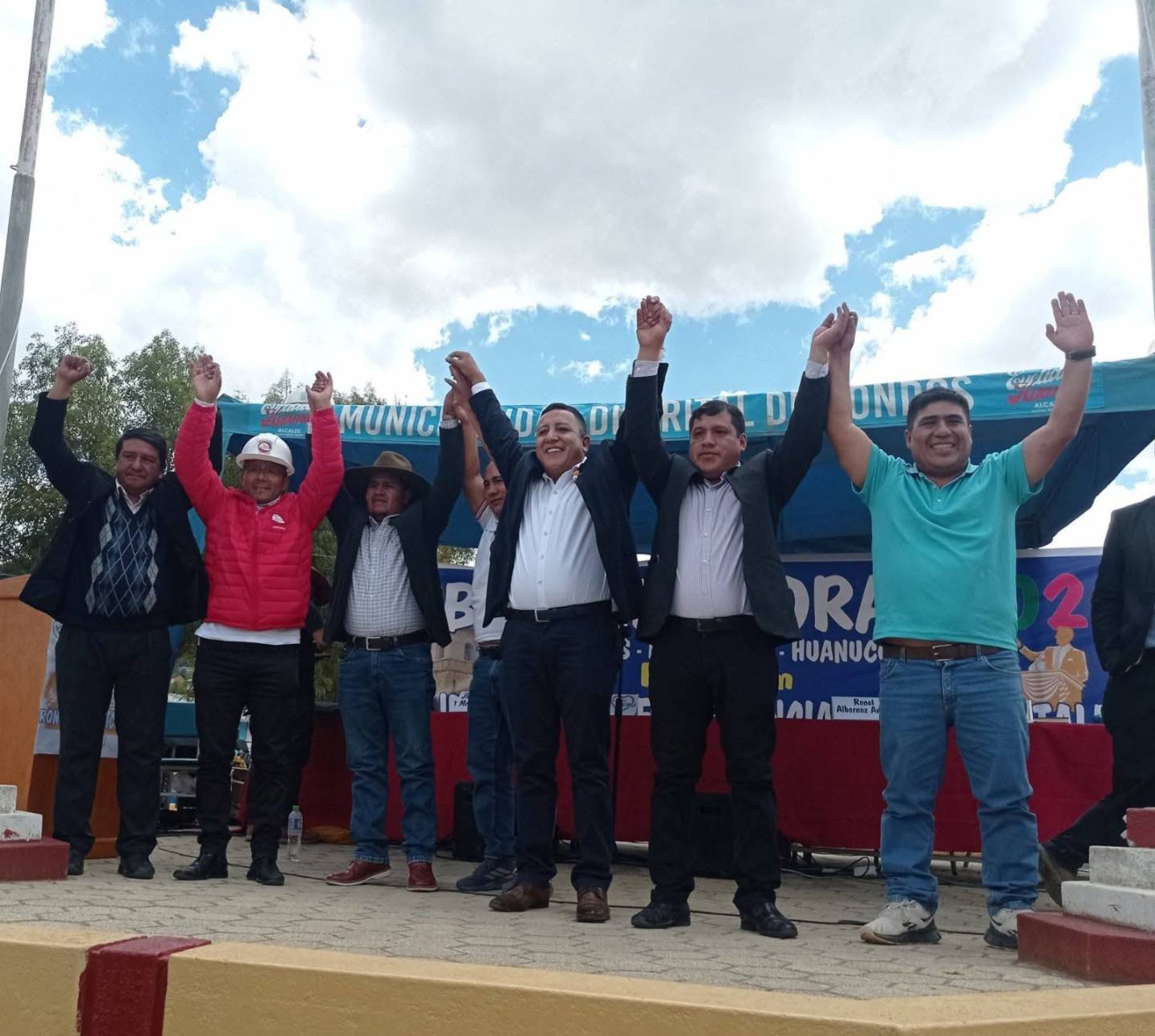 Siete candidatos participaron en debate por la alcaldía provincial de Lauricocha