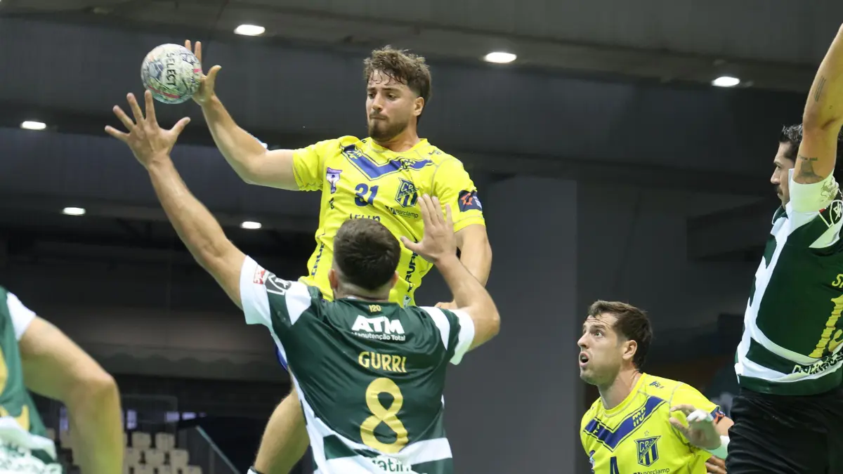 Barça de balonmano vence 39-37 al Porto y jugará la final de la Supercopa Ibérica