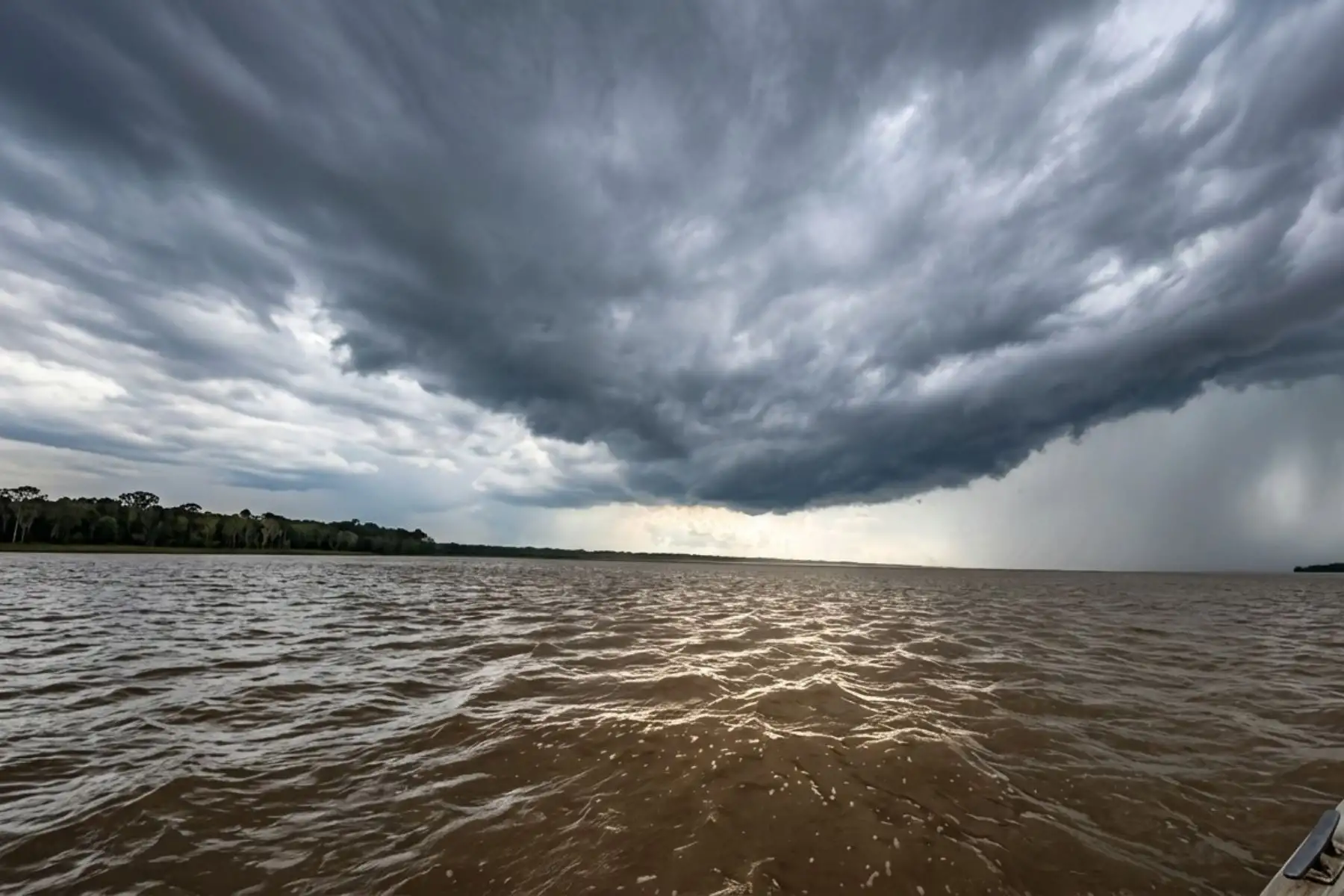 Décimo friaje: lluvias y vientos fuertes afectarán la selva de 12 regiones