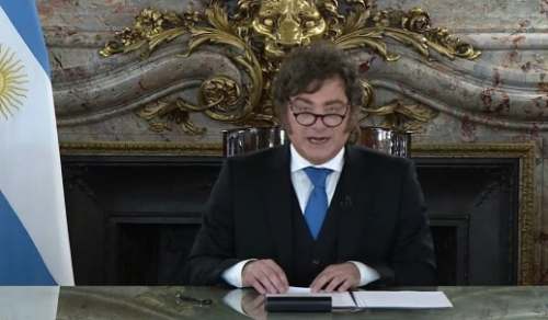 Milei anuncia base naval y endurece sanciones por explotación de recursos en Malvinas