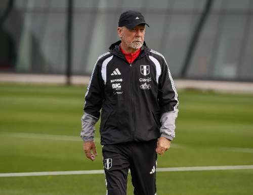 Menezes: "Tenemos que presentar resultados y crear ilusión" antes de Perú vs México