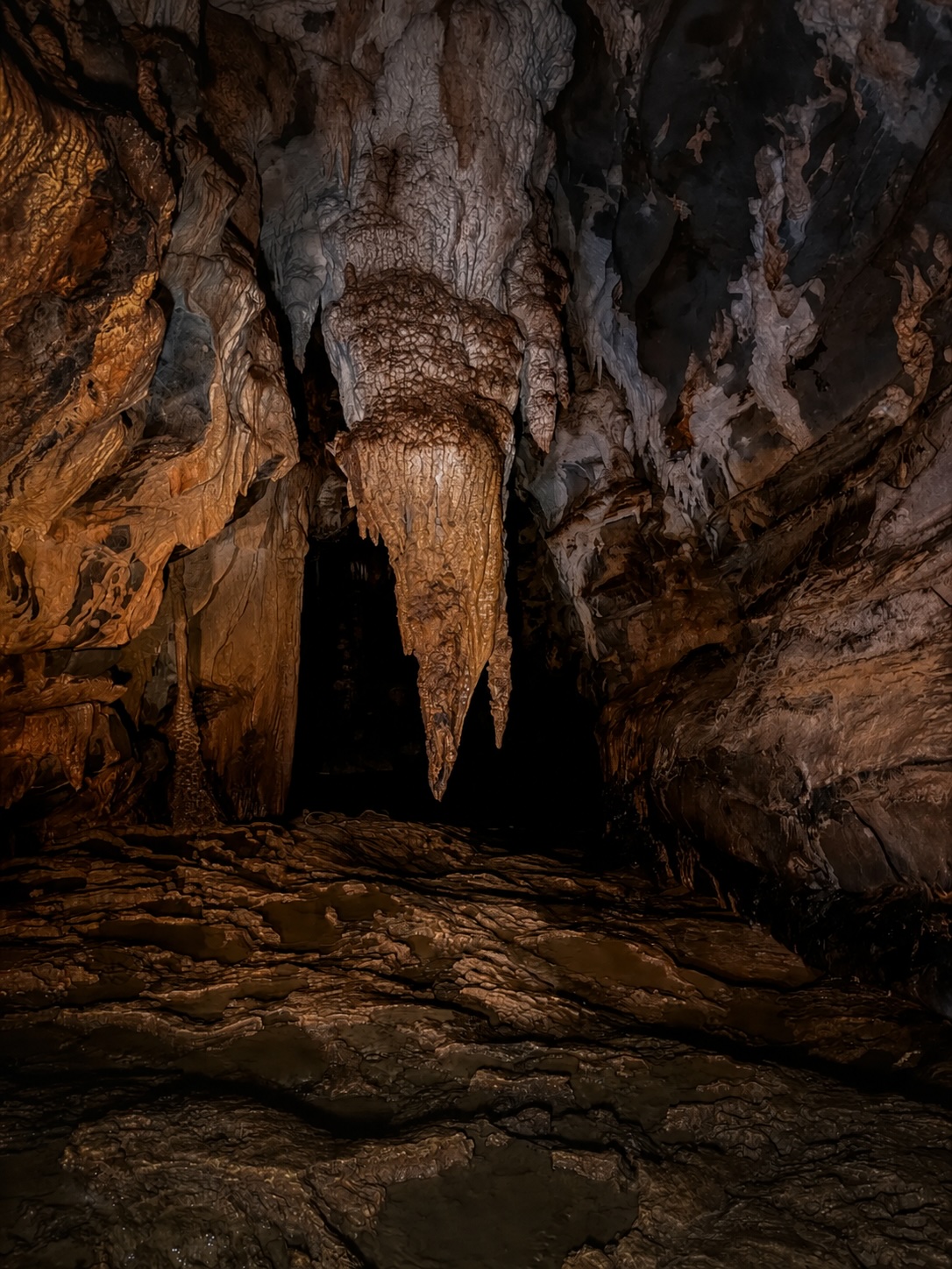 Dircetur alista autorización de cueva Huayna Cápac para espeleología y rapel en Tingo María