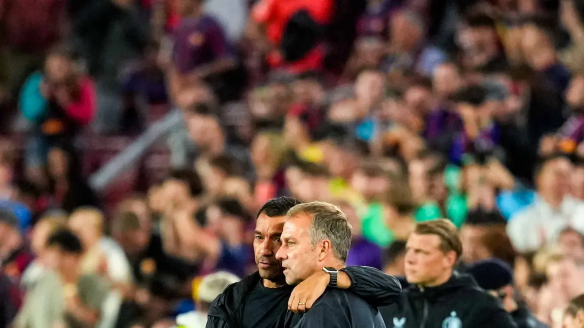 Van Bronckhorst: "El Barcelona está muy por encima" tras el 5-1 al Feyenoord