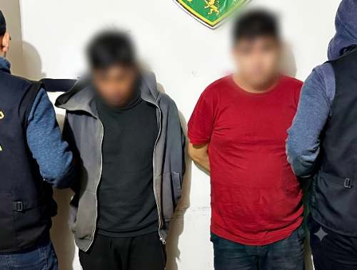 Policía halla 68 ketes y detiene a dos personas cerca del río Huallaga