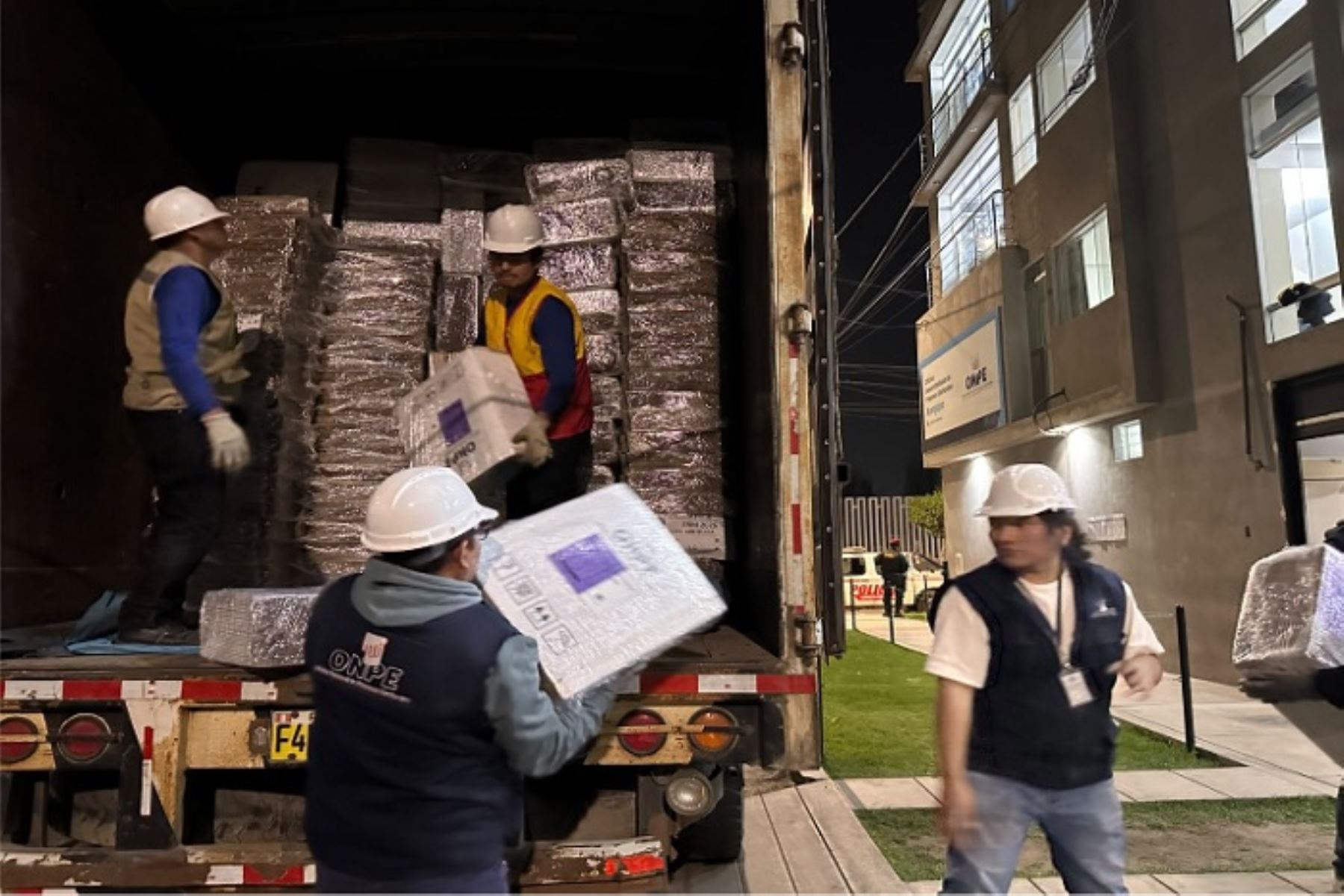 ODPE Leoncio Prado recibe material electoral para los comicios del 4 de octubre