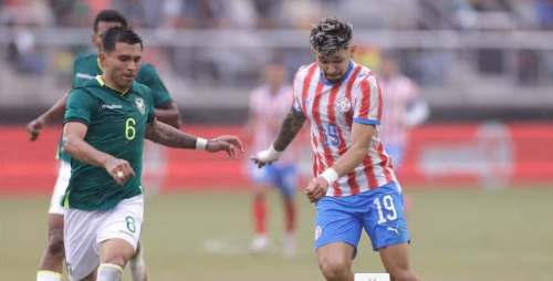 PARAGUAY VENCE A BOLIVIA CON DOBLETE DE ALMIRÓN