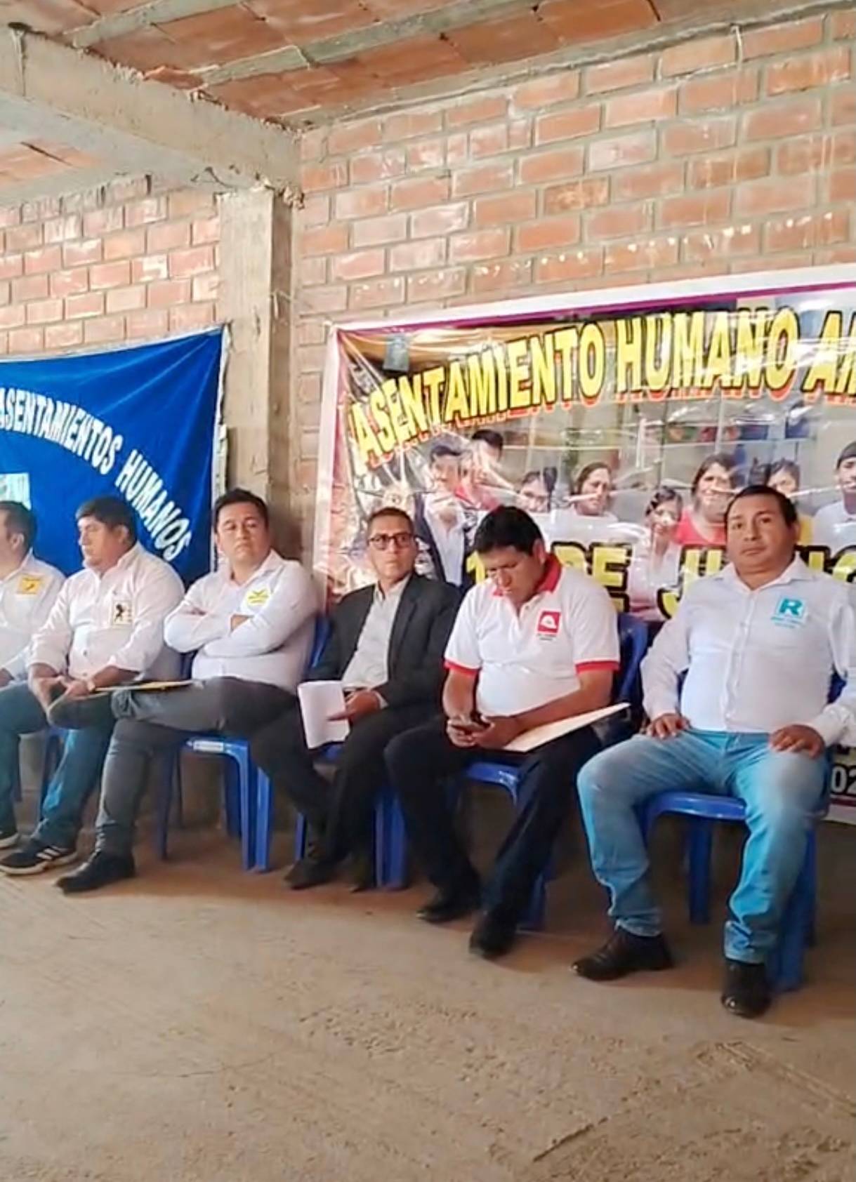 Foro vecinal lleva titulación y servicios básicos a la agenda de la campaña provincial