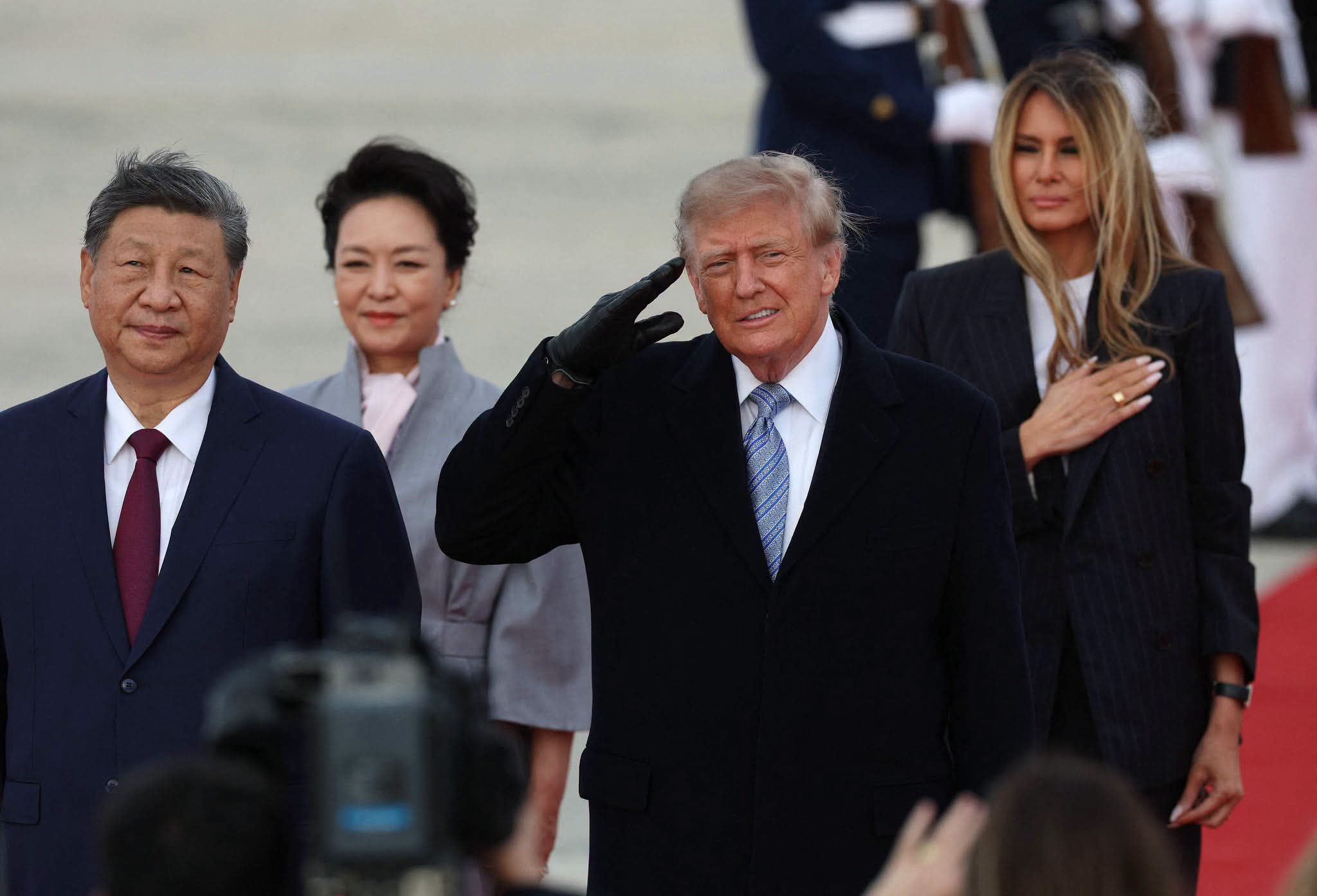 Xi Jinping llega a Estados Unidos para decisiva cumbre comercial con Trump