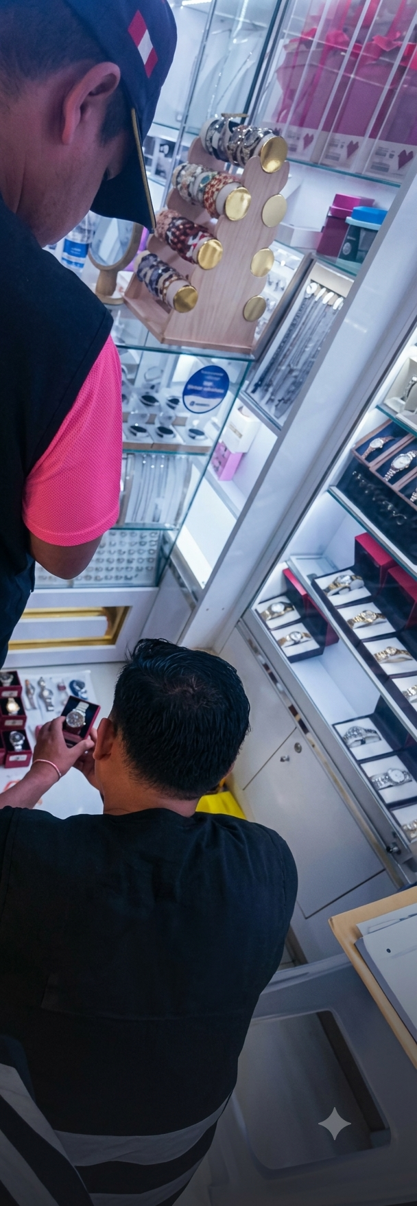 Operativo pone bajo la lupa venta de relojes de lujo sin sustento aduanero