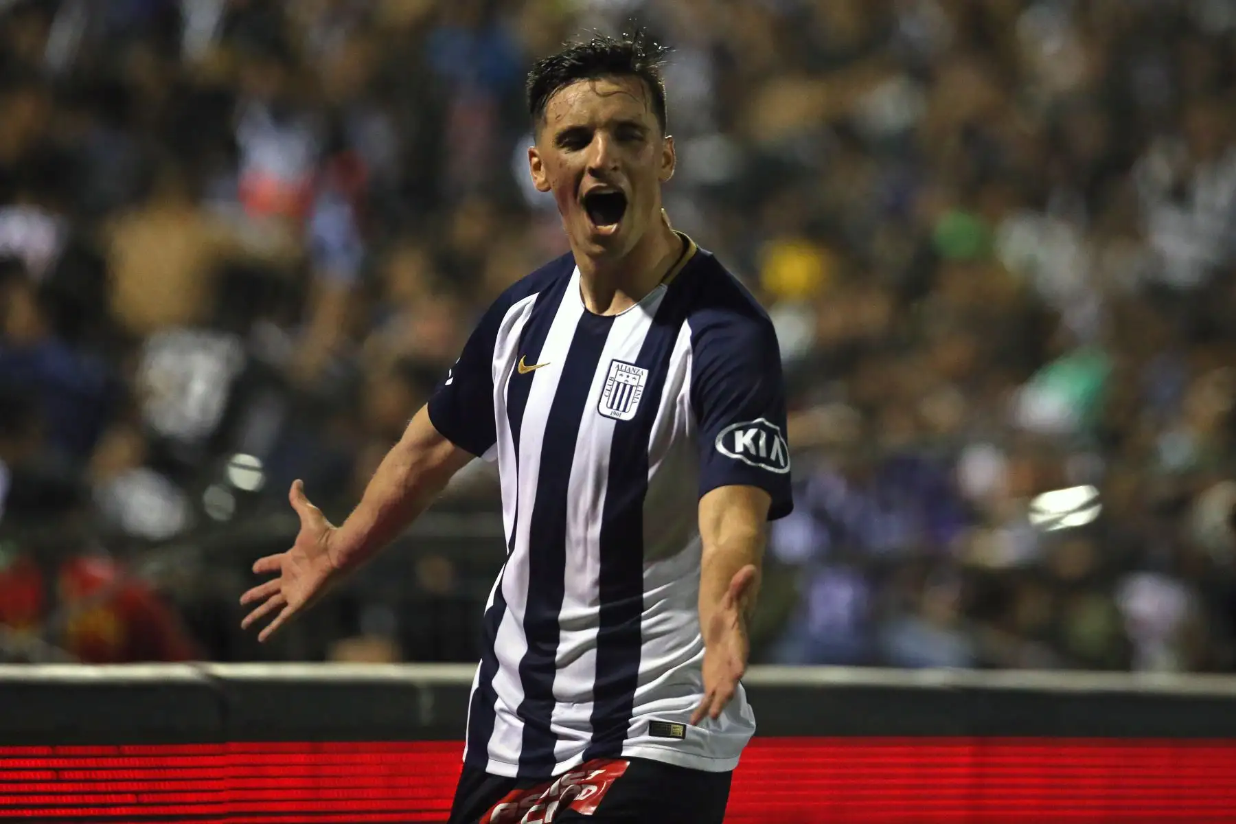 Paolo Guerrero se pierde el clásico Alianza Lima vs Universitario por desgarro femoral