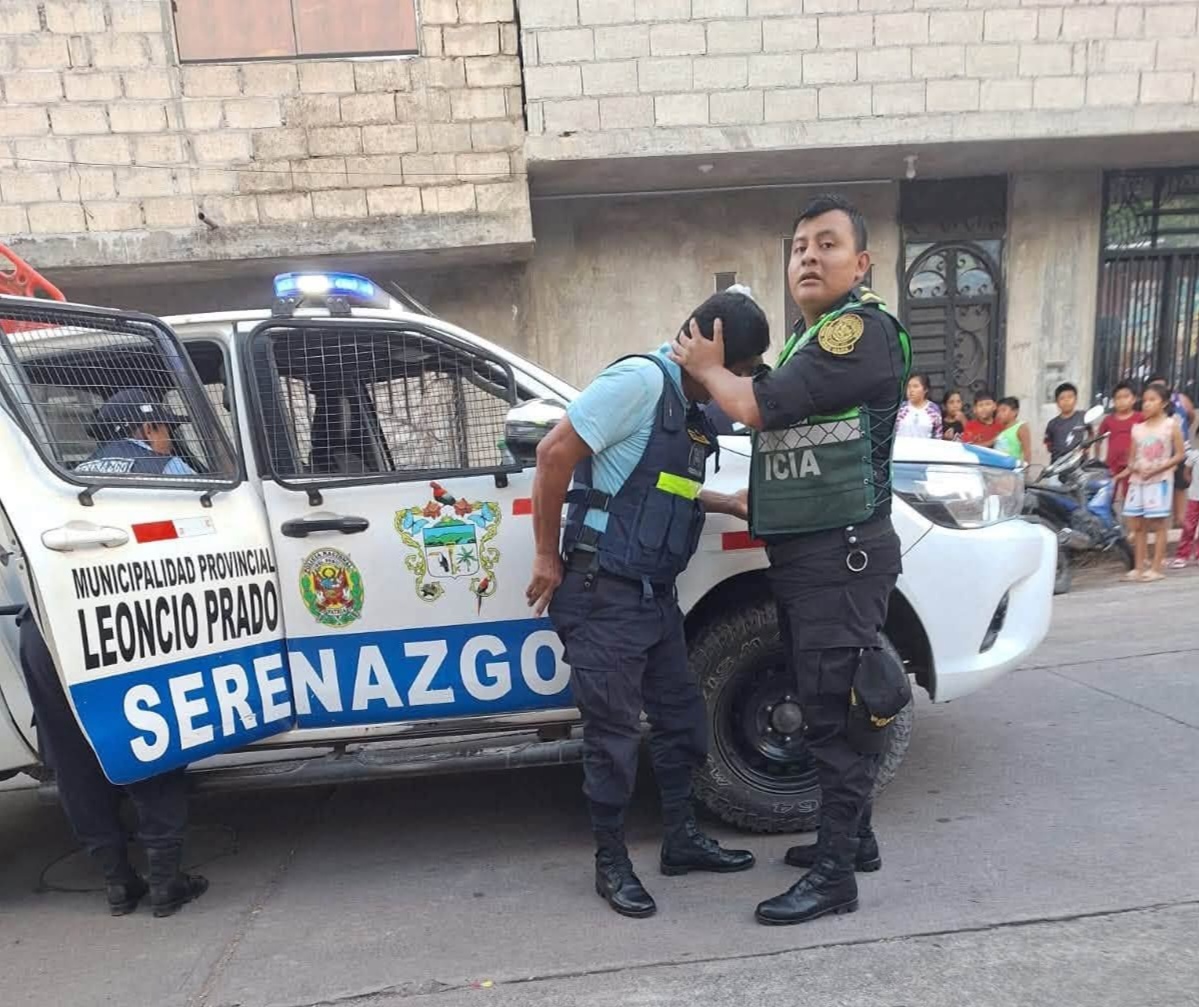 Sereno queda herido tras recibir botellazo durante intervención por pelea callejera
