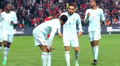 Mbappé marcó en el triunfo de Francia sobre Turquía, pero salió lesionado de la rodilla
