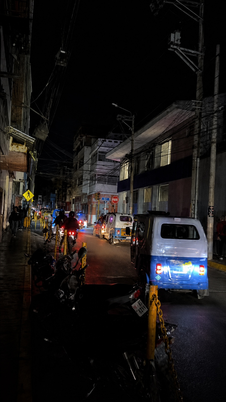 Tres cortes de luz en tres días generan reclamos por falta de información de Electrocentro