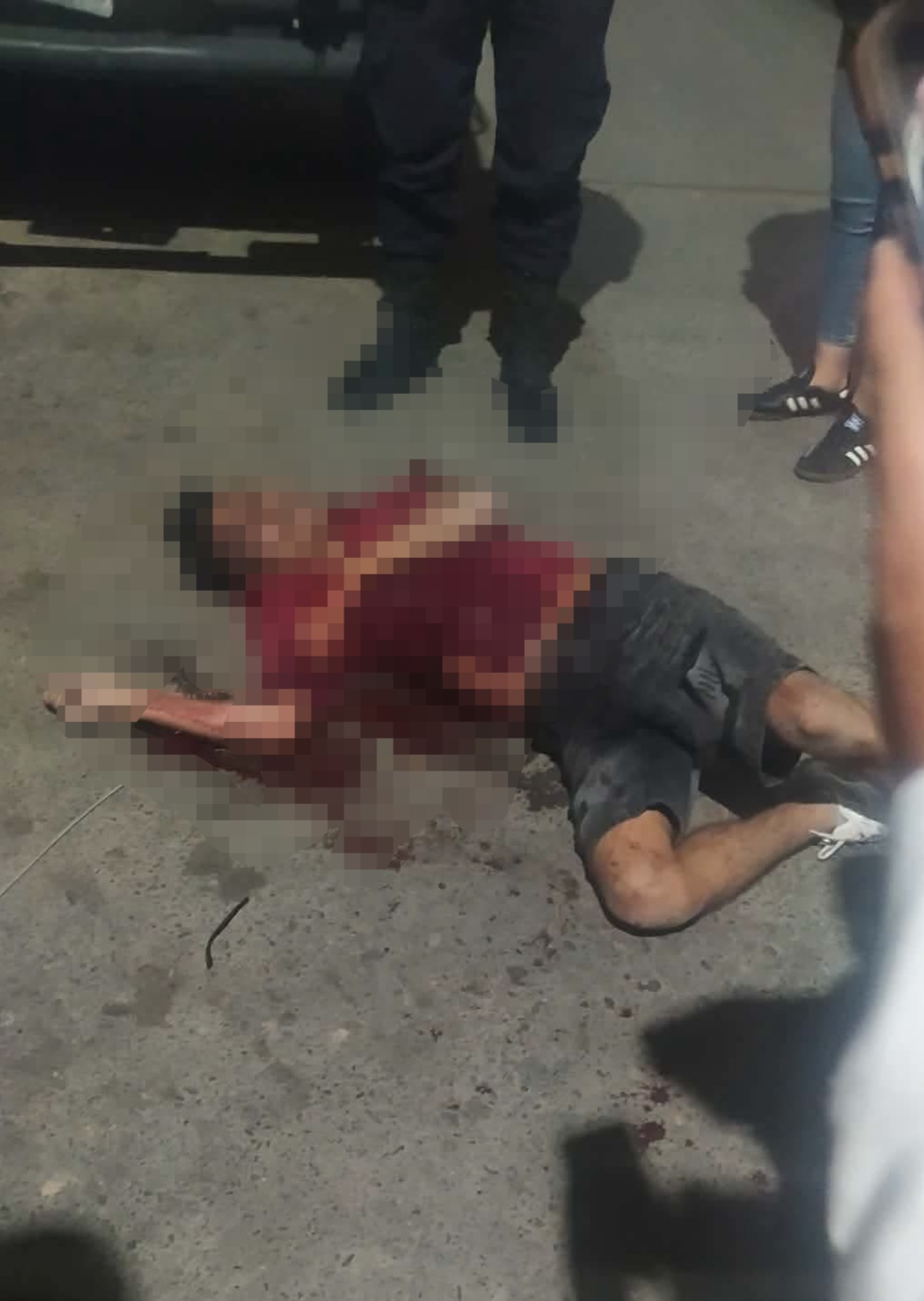 Joven de 23 años muere tras recibir cinco puñaladas durante una gresca
