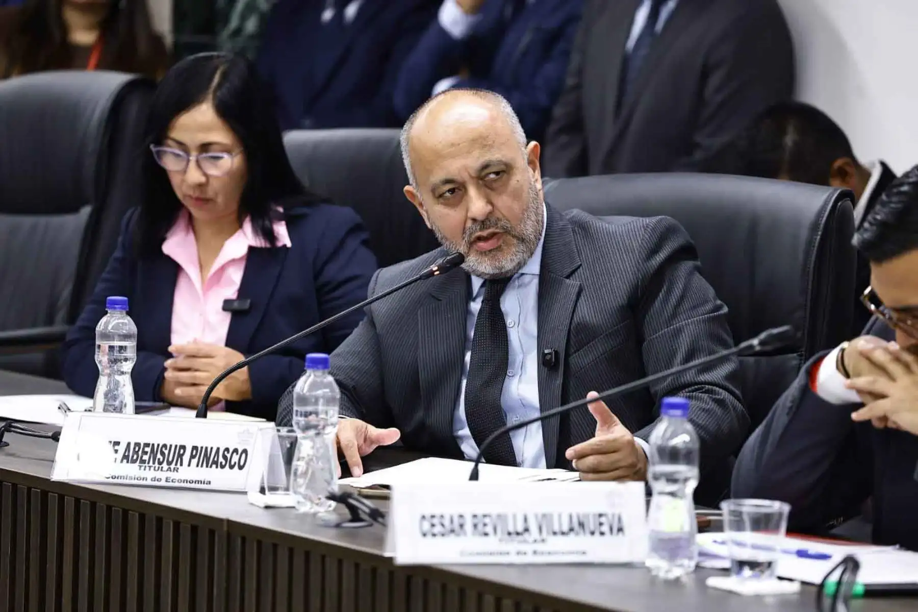Presidente del Congreso pide celeridad en debate de facultades al Ejecutivo