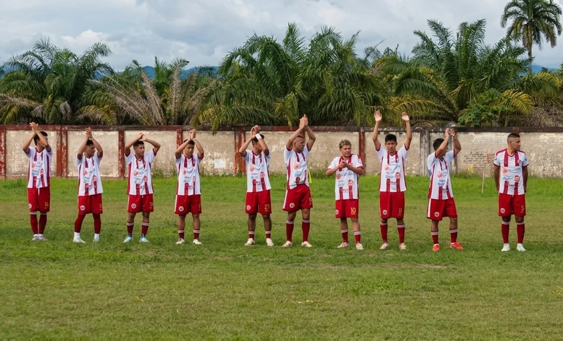 Constructores afina equipo con triunfo ante León