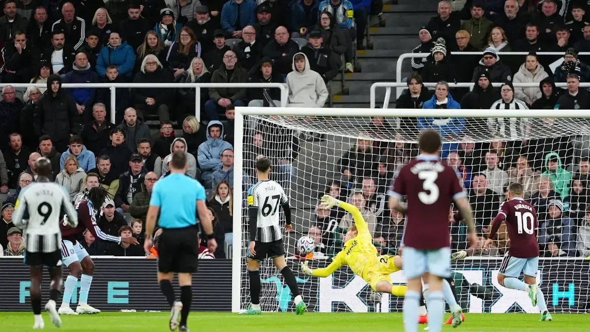 Manzambi decide de cabeza y da aire al Aston Villa de Emery ante Newcastle (0-1)