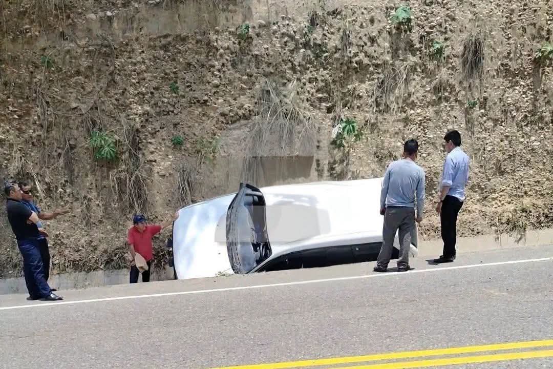 Delegación evangélica se salva tras aparatoso despiste en ruta a Tarapoto