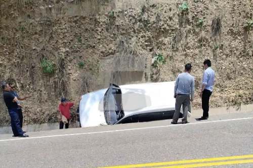 Delegación evangélica se salva tras aparatoso despiste en ruta a Tarapoto