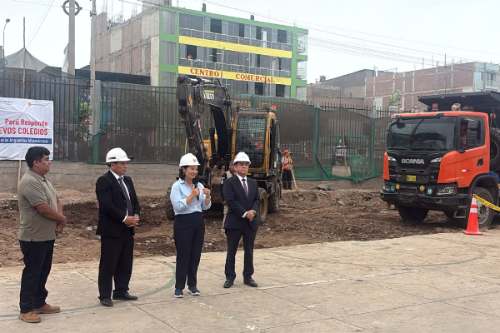 Fujimori anuncia S/ 6,000 millones para construir colegios en 2027