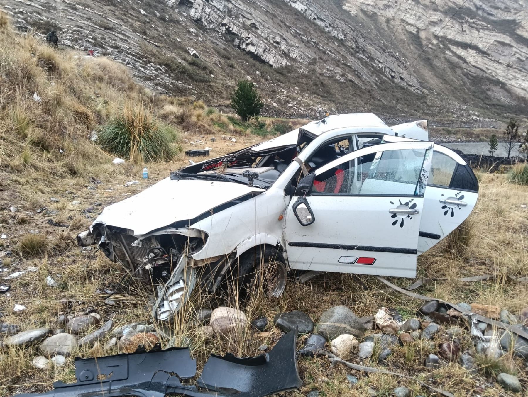 Seis heridos deja despiste de automóvil en la Carretera Central a la altura de La Oroya