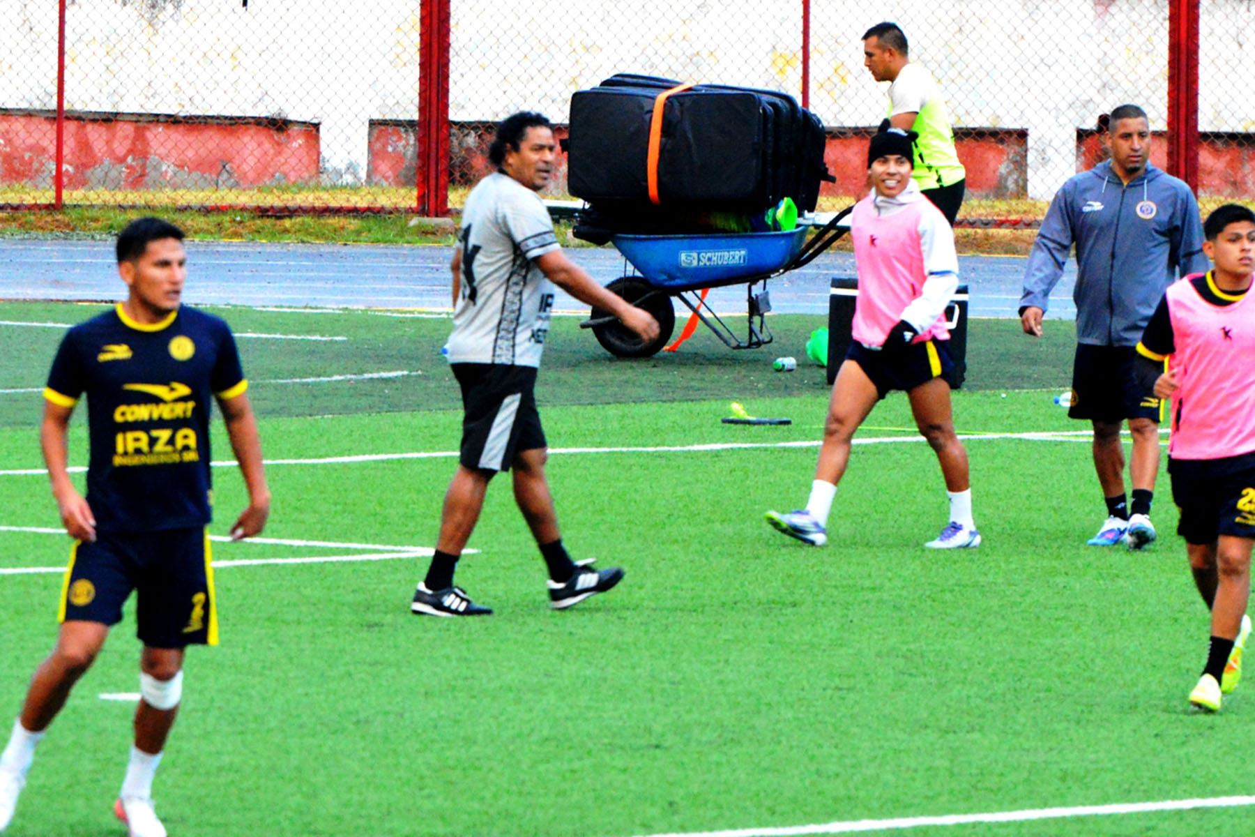 Santiago Acasiete asume FC Cajamarca con la misión de salvarlo del descenso