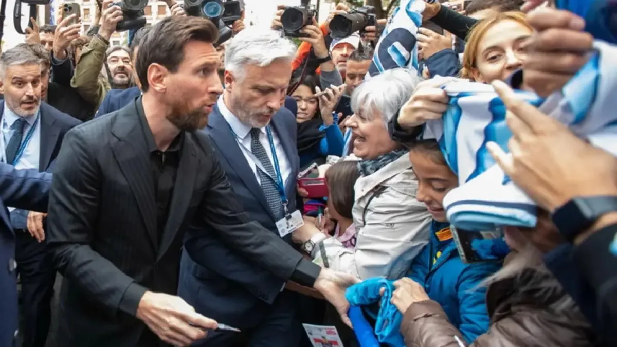 Messi recuerda a su padre antes de recibir el Premio Princesa de Asturias