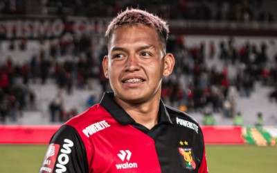 Nelson Cabanillas cuestiona su salida de Universitario