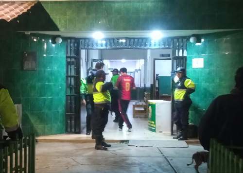Reportan presunta balacera y pelea cerca de EsSalud: trasladan a involucrados a comisaría