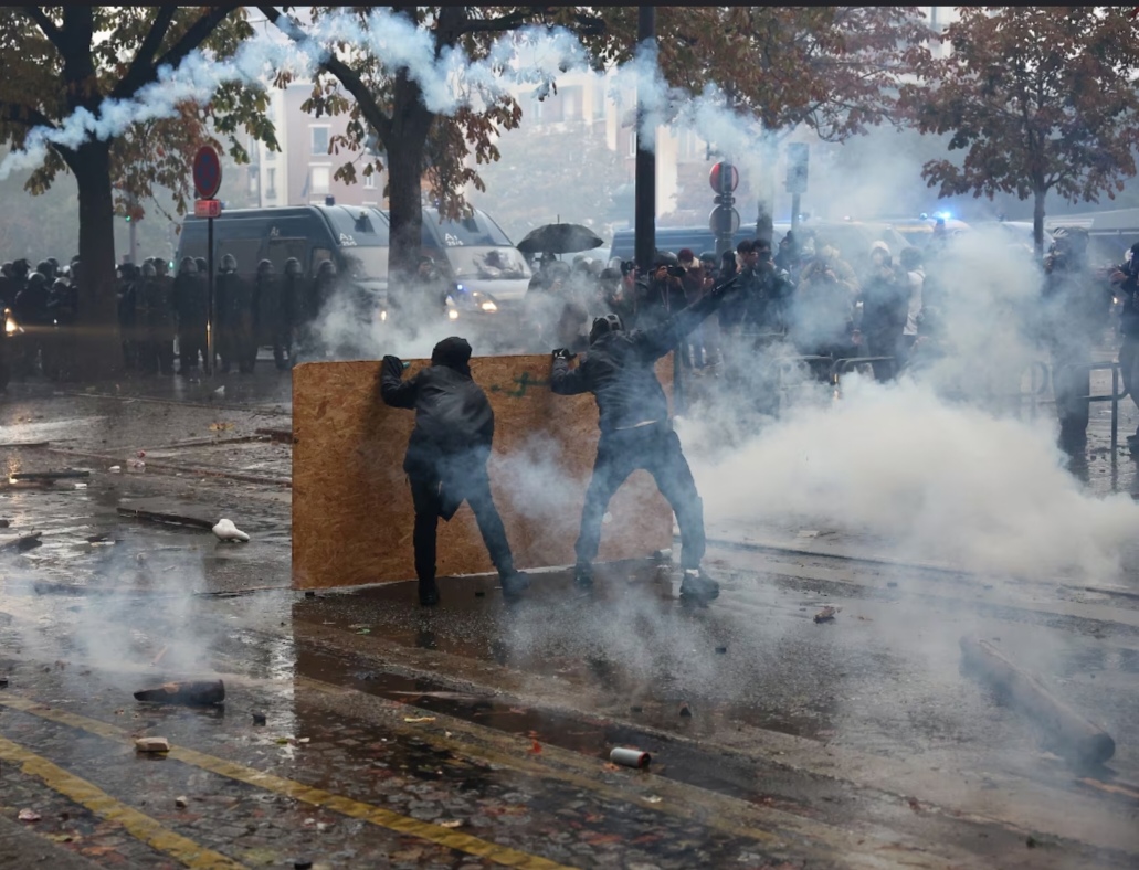Francia mantiene protestas contra el Gobierno tras enfrentamientos registrados en París y Marsella