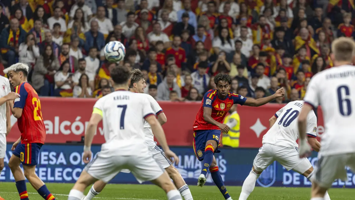 Portugal y Noruega se midieron en el Do Dragao con el pase a cuartos en juego