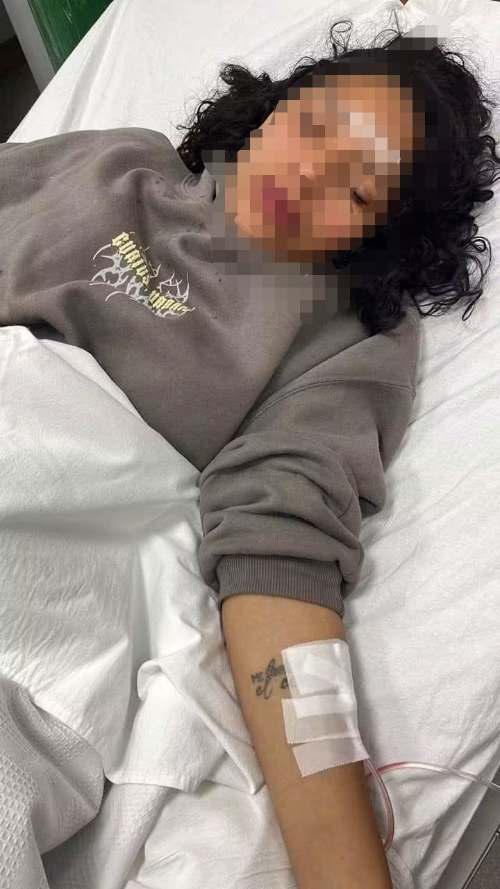 Atacan con botellas a trabajadores de ONPE y dejan inconsciente a una mujer