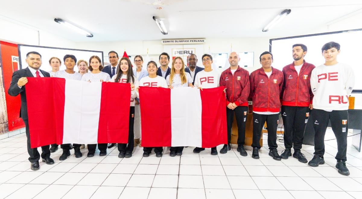 Natzumi Aquije y Doménico Sotomayor, abanderados del Team Perú en Dakar 2026