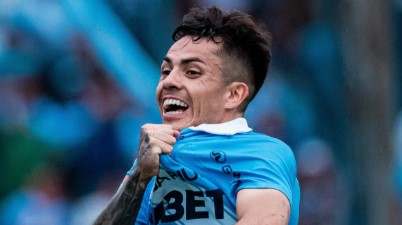 Cristal tumba a Alianza y toma la punta