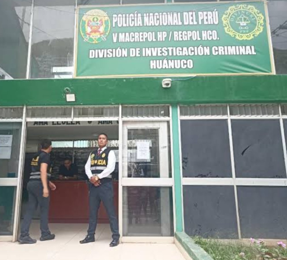 Mujer denuncia que falsos trabajadores bancarios le vaciaron la cuenta: perdió más de S/26 mil