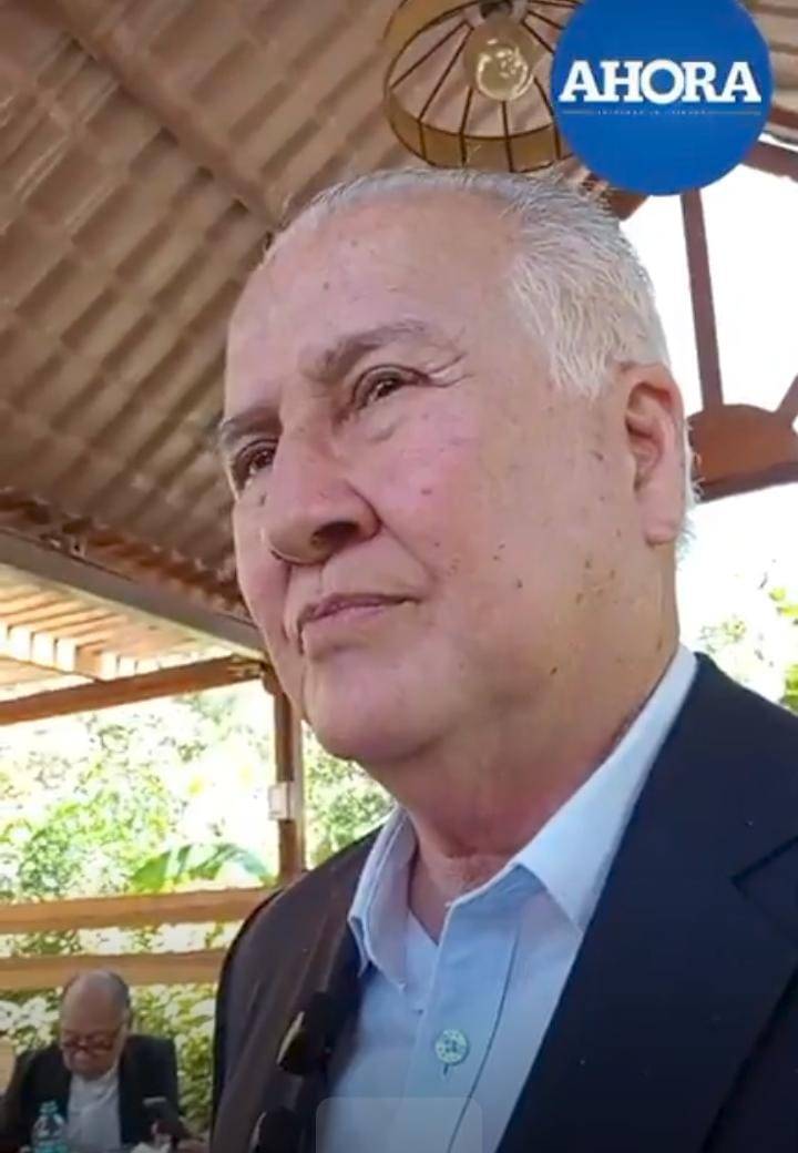 Senador López Chau advierte: Ascensos docentes sin presupuesto llevarán a una crisis