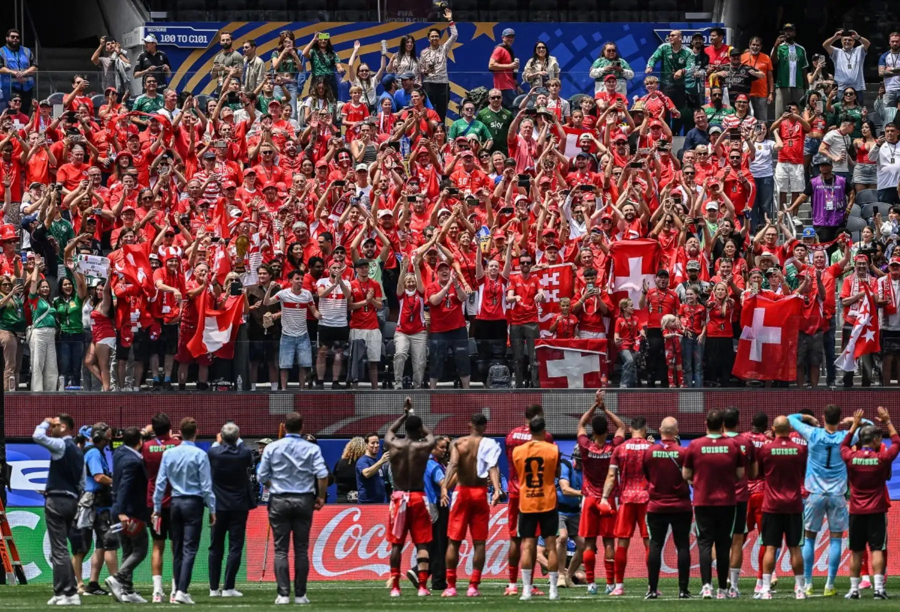 Aficionados y ONG piden a candidatos a la FIFA priorizar derechos humanos