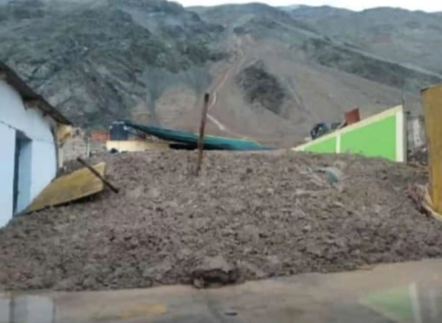 Alcalde de Chosica alerta que lluvias podrían activar quebradas y aislar Lima Este